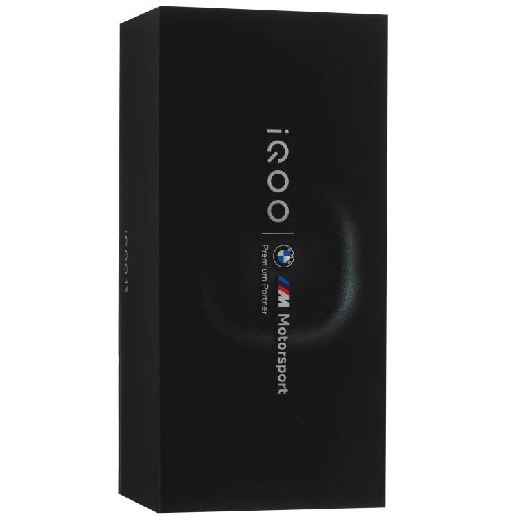 6.82" Смартфон Vivo iQOO 13 12/256 ГБ, AMOLED, NFC, 5G, 6150 мА*ч, белый